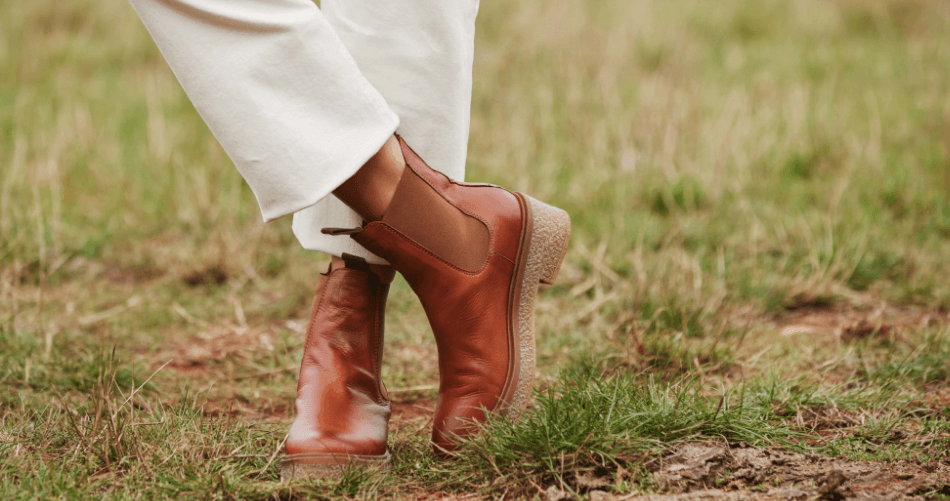 How to Wear Chelsea Boots