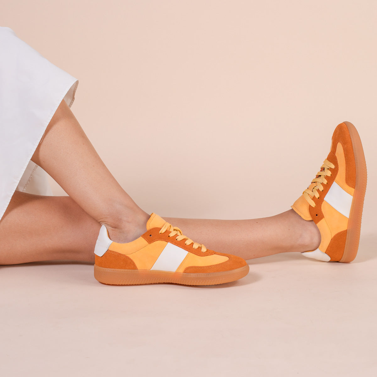 EOS Footwear - ANTIGO
#Color_yellow