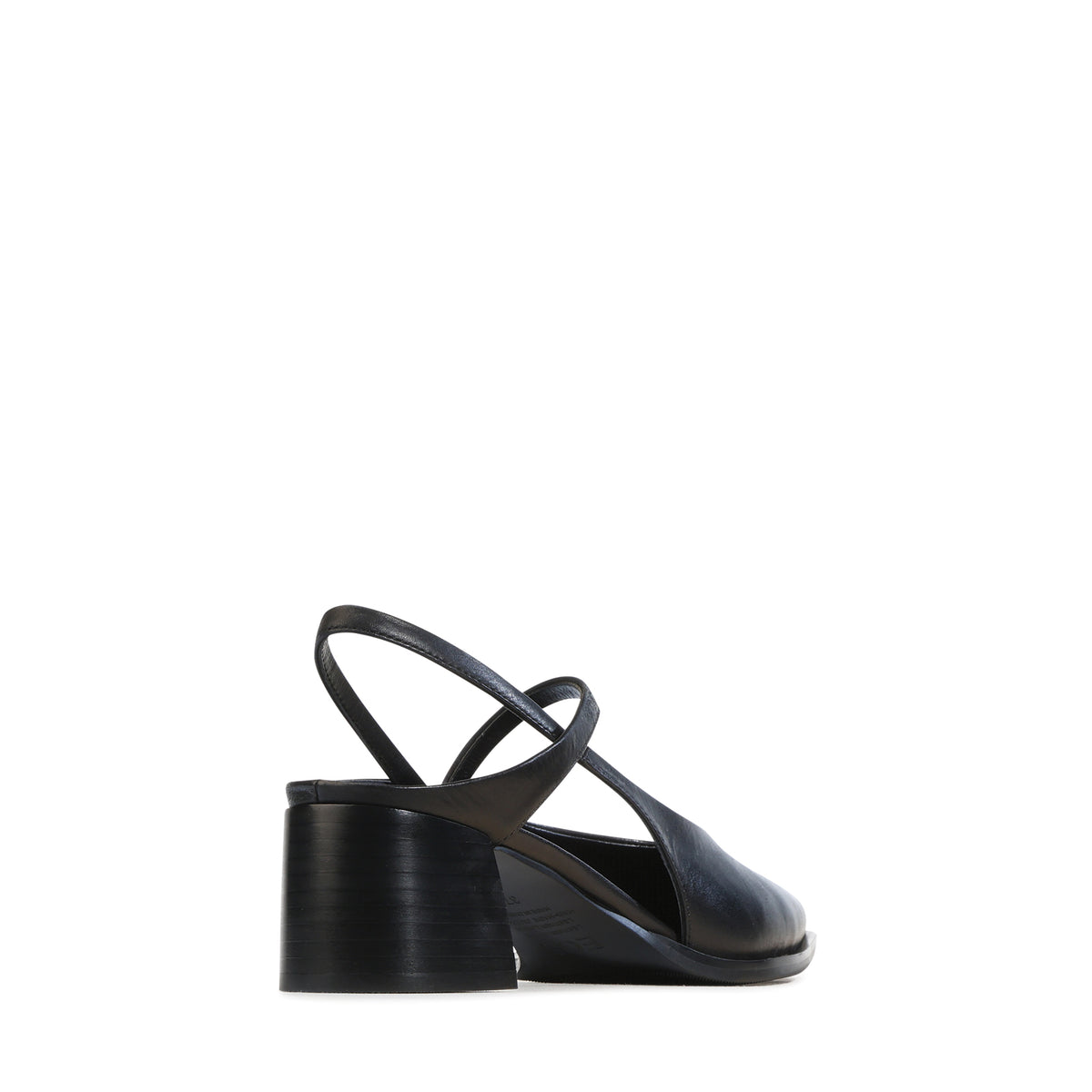 EOS Footwear Aurais Leather Heels in Black
#Color_black