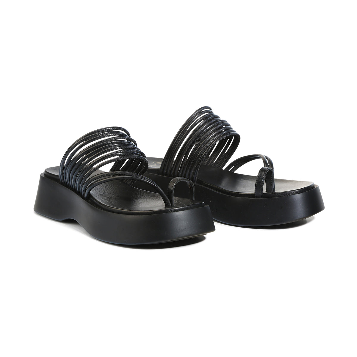 EOS Footwear Bari Leather Flatform Slide in Black
#Color_black