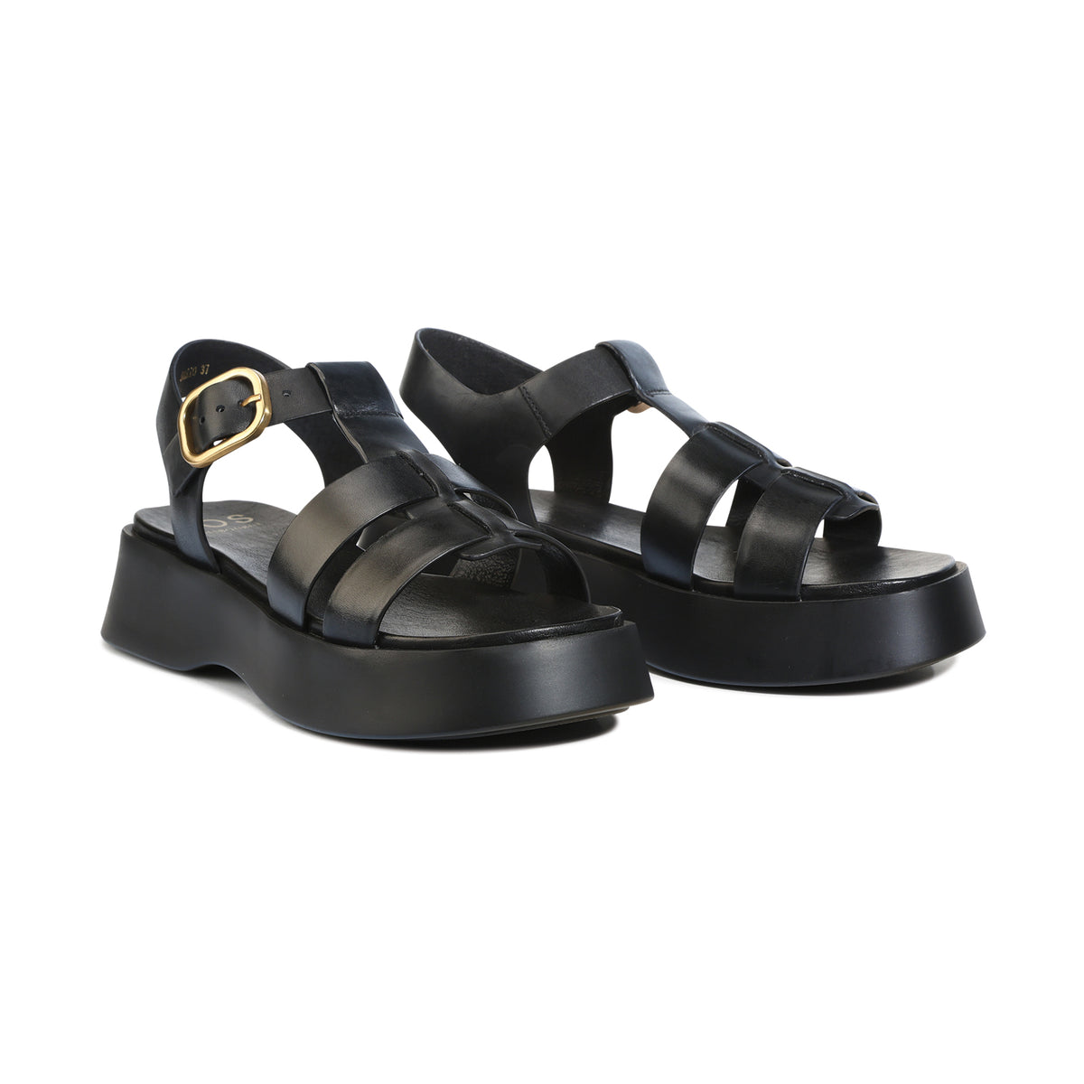 EOS Footwear Bario Leather Sandal in Black
#Color_black