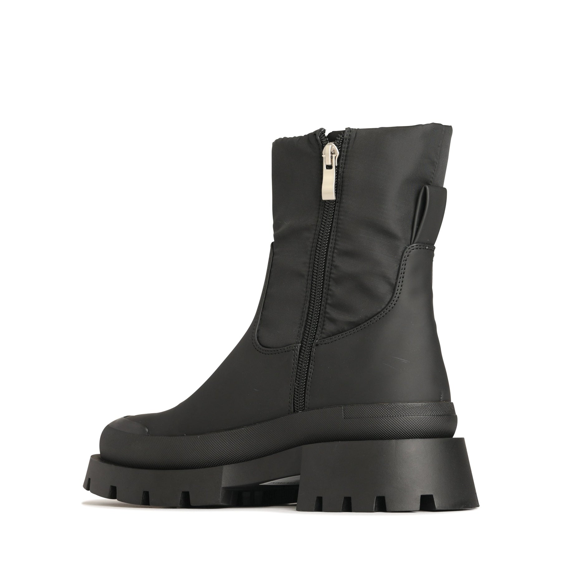BAY LEATHER ANKLE BOOTS