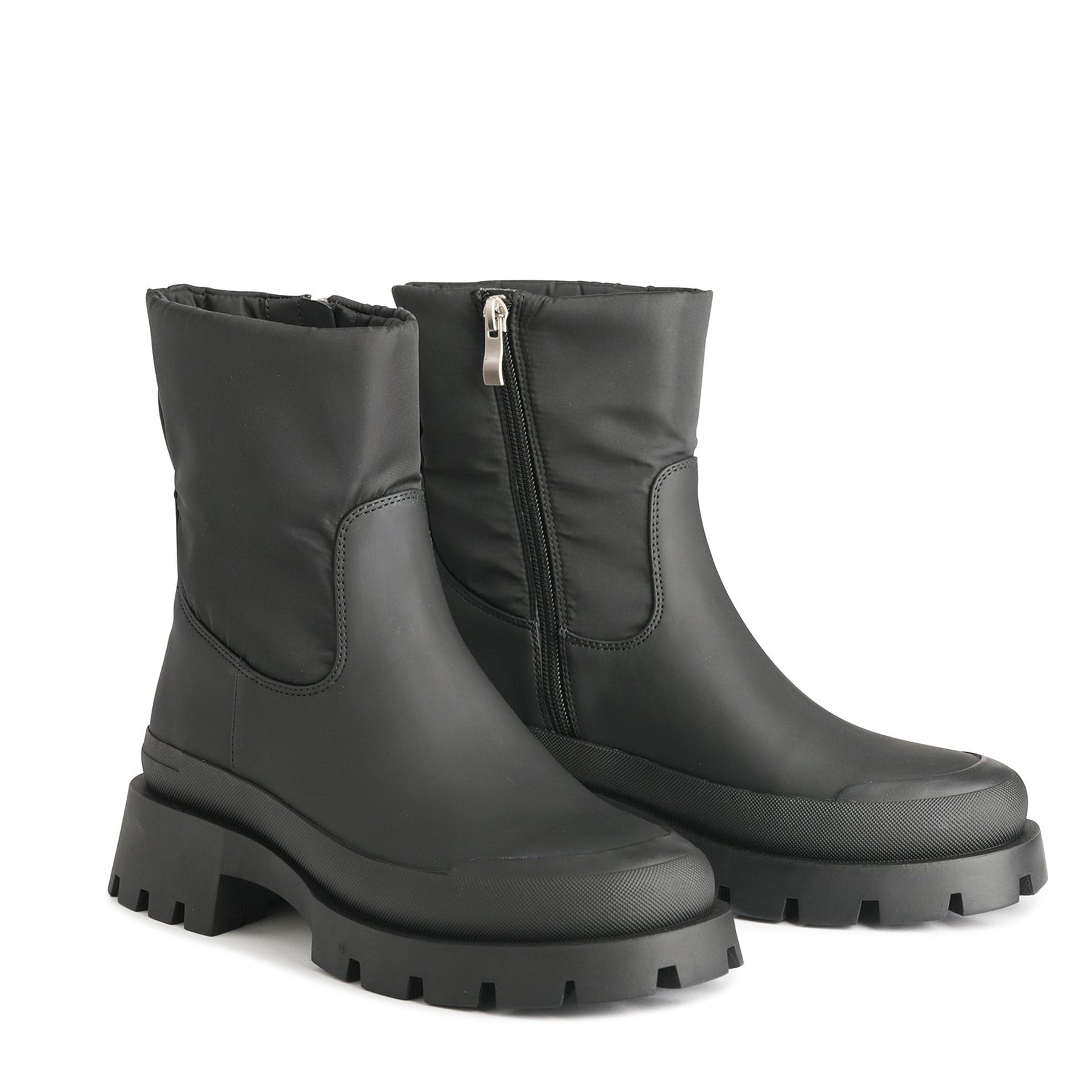 BAY LEATHER ANKLE BOOTS