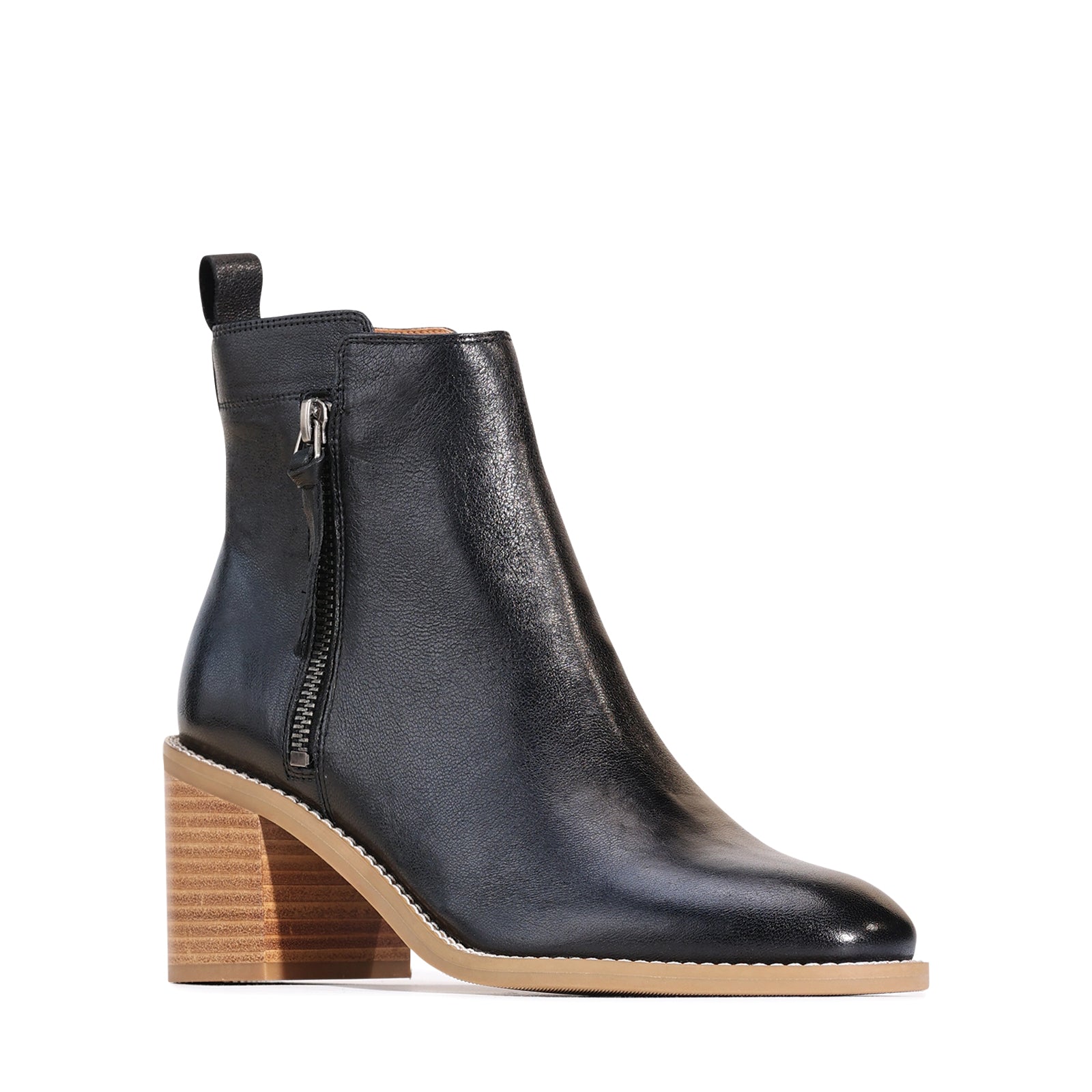 EOS Footwear - Charity
#color_nero