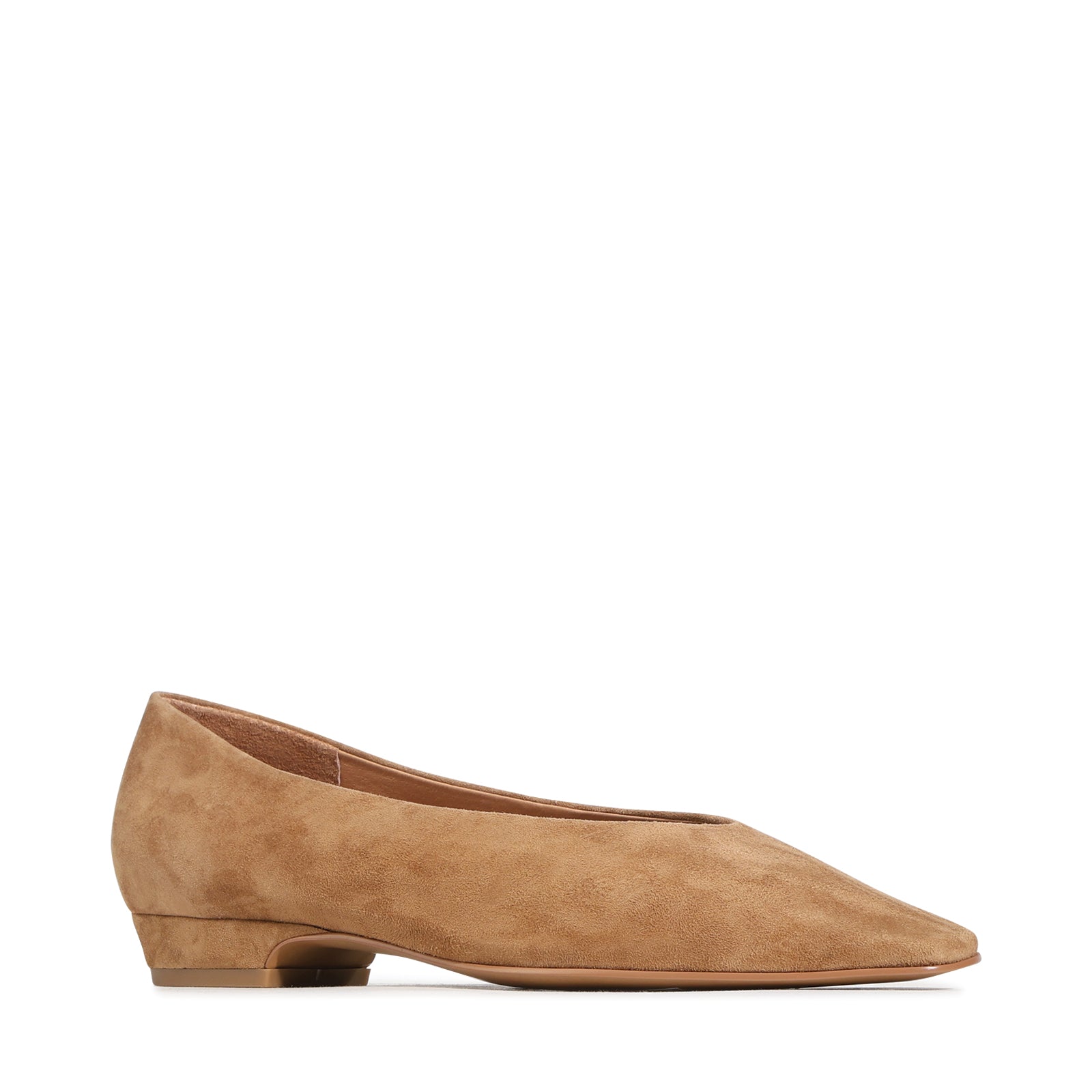 EOS Footwear Farin Leather pump in almond-kidsuede
#color_Almond-kidsuede