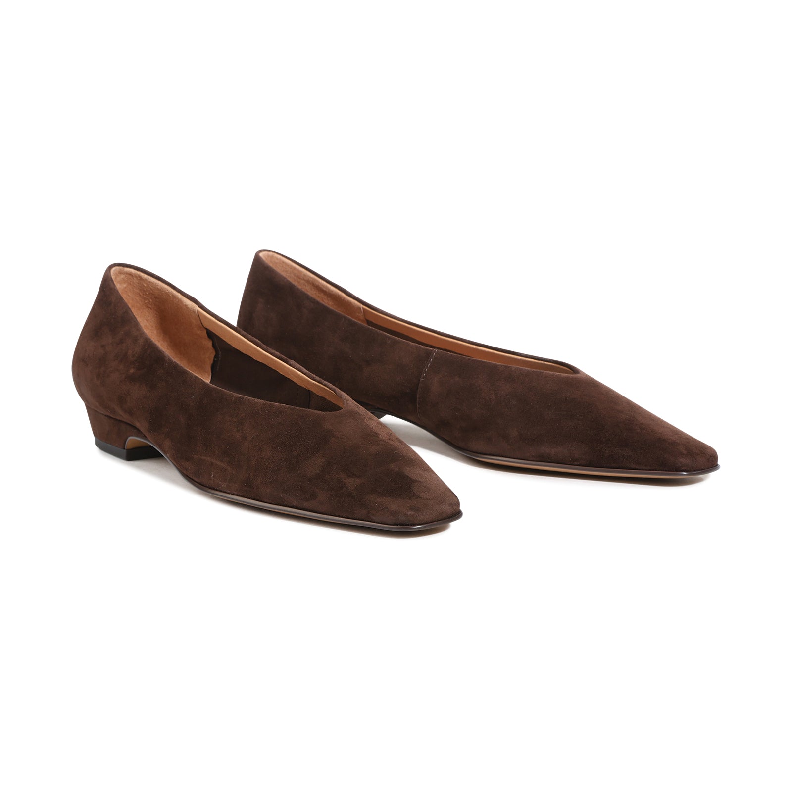 EOS Footwear Farin Leather pump in cocoa-kidsuede
#color_Cocoa-kidsuede