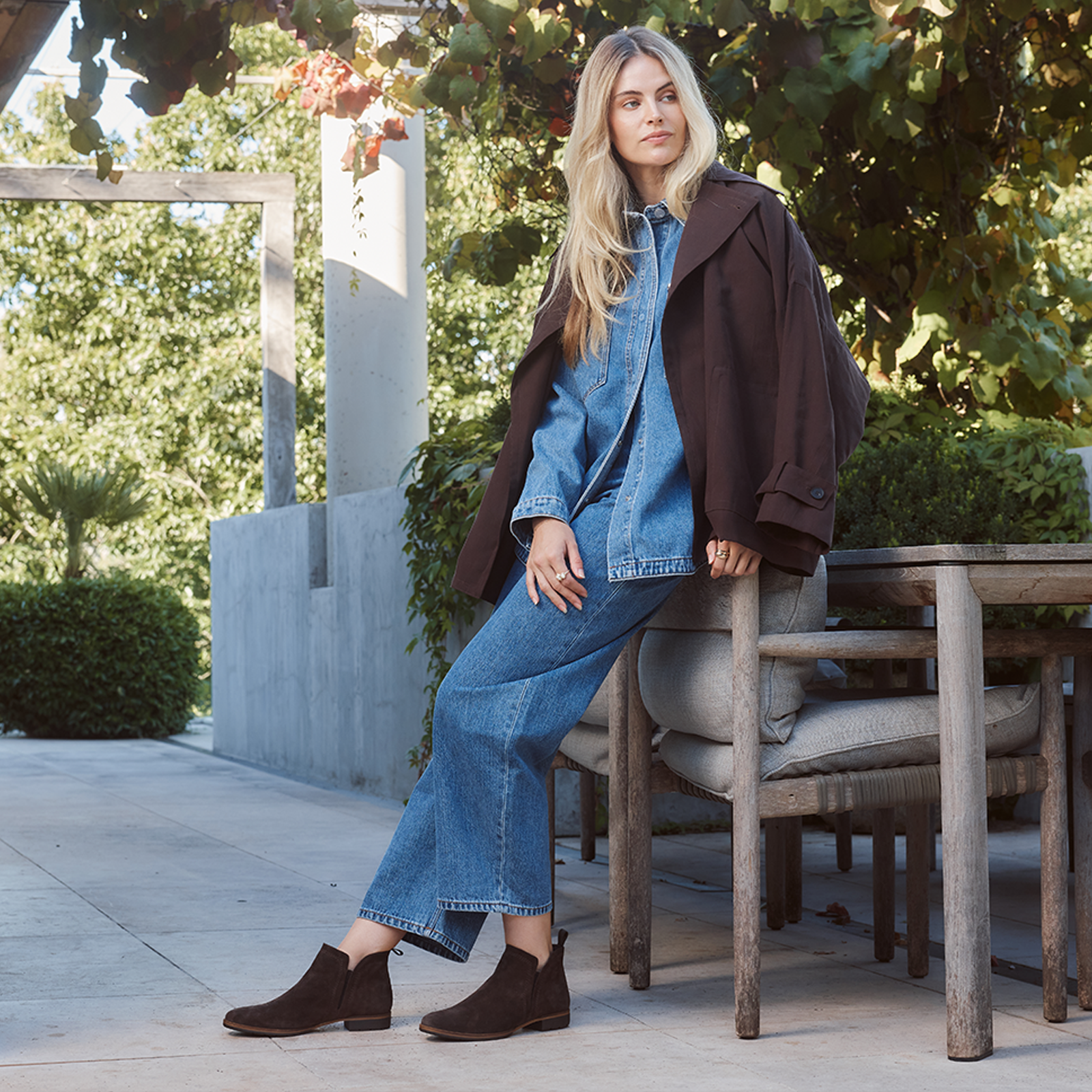 EOS Footwear - GAID
#color_ebano-suede