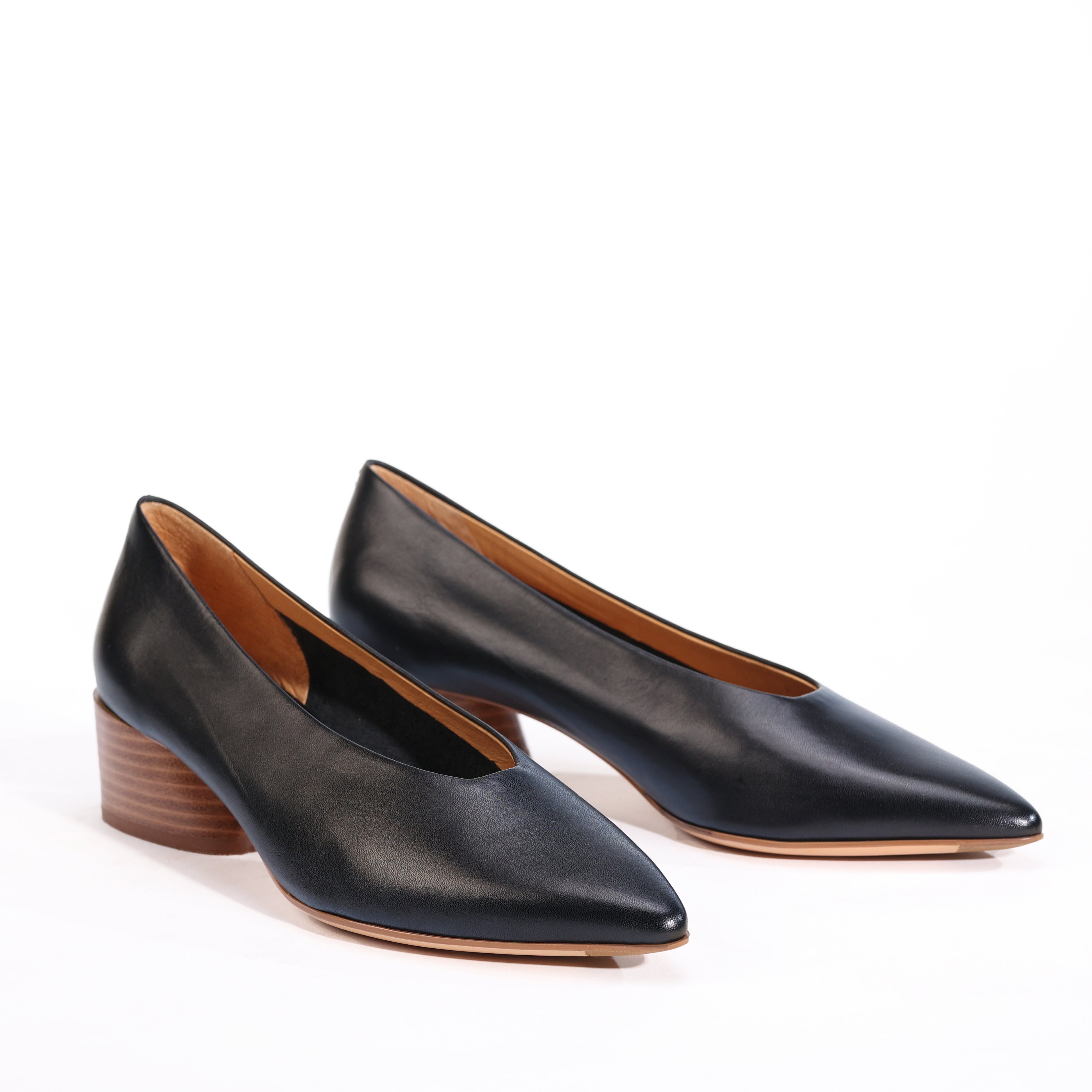 EOS Footwear - HATTEN
#color_black