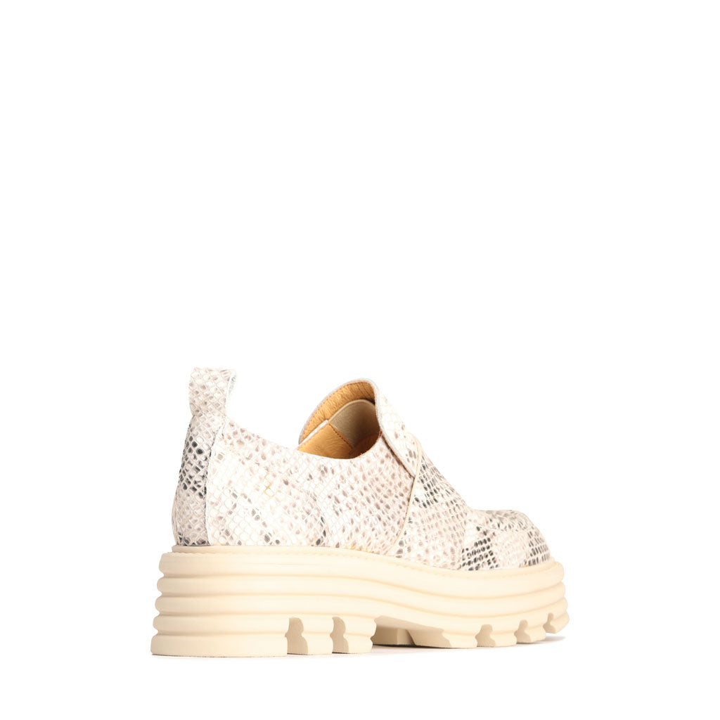 EOS Footwear - JANIA #Color_champagne-snake