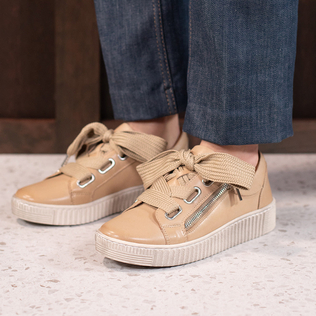 JOVI Classic - EOS Footwear - Sneakers #color_tan