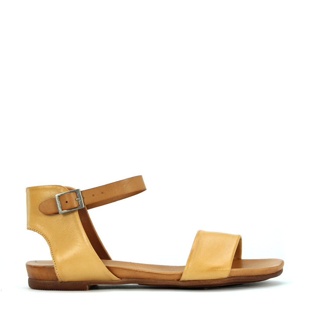 EOS Footwear - LARNA
#color_tan