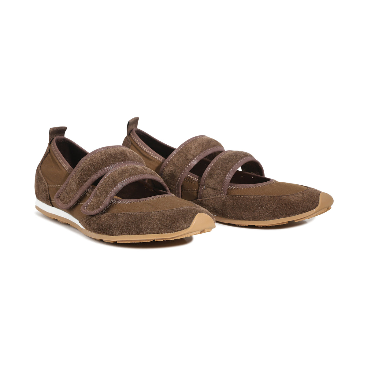 EOS Footwear Masumi Leather Sneakers in chestnut
#Color_chestnut