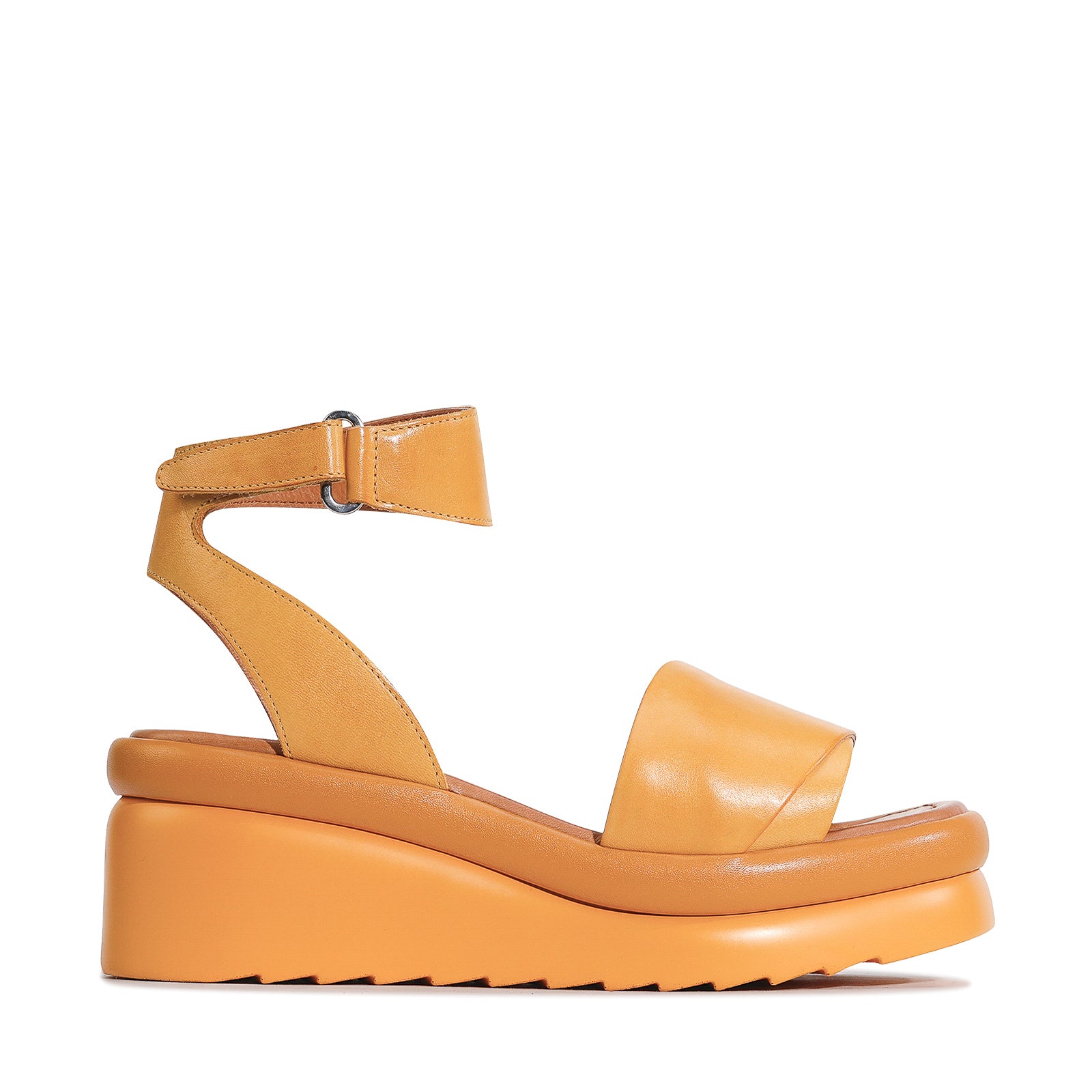 EOS Footwear - MENTA
#color_sunflower