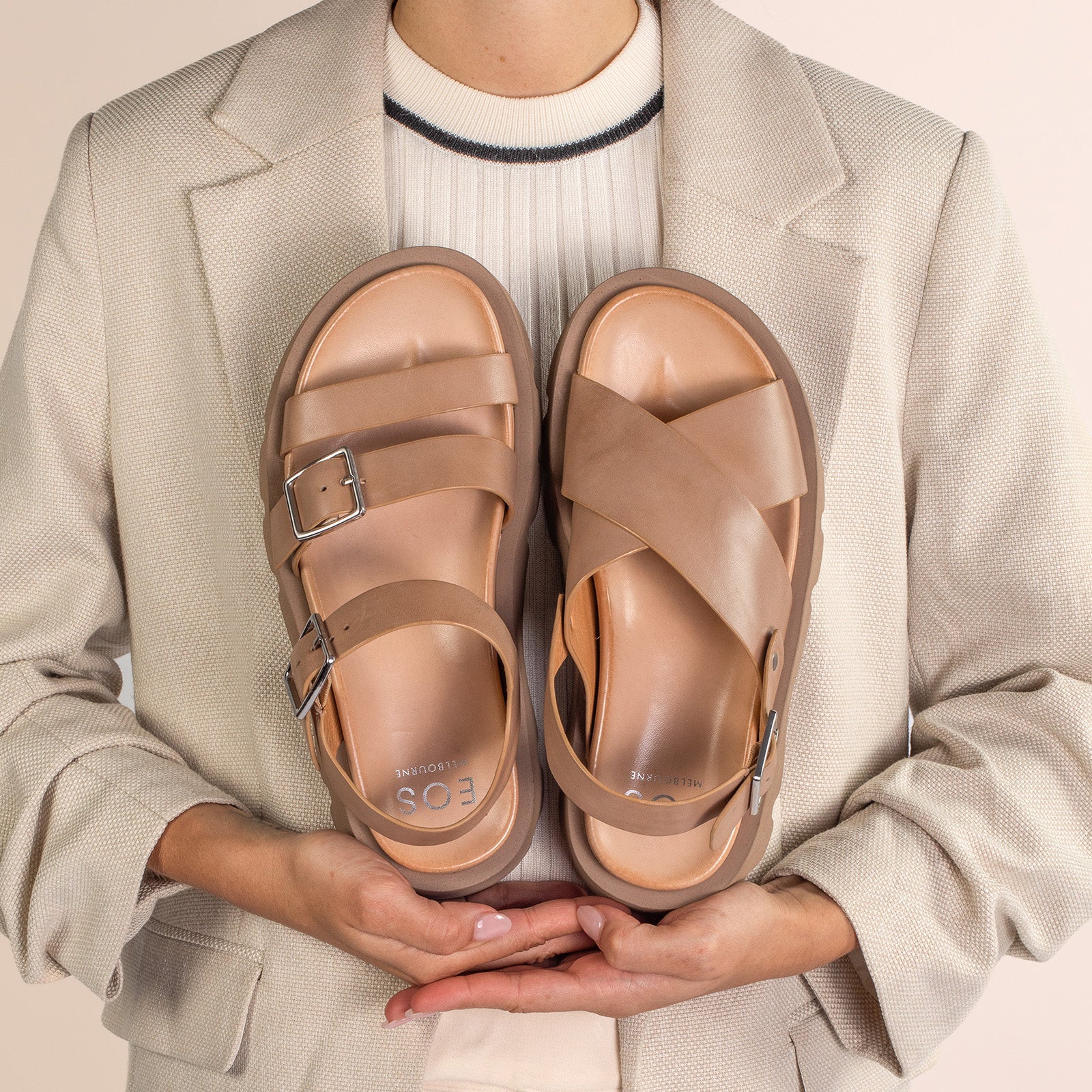 EOS Footwear - MONNIS
#color_taupe