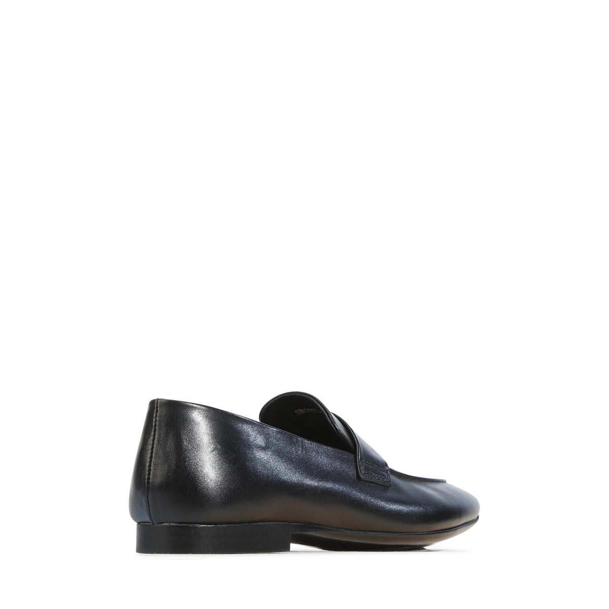 EOS Footwear Tenika Leather Loafer in black
#Color_black