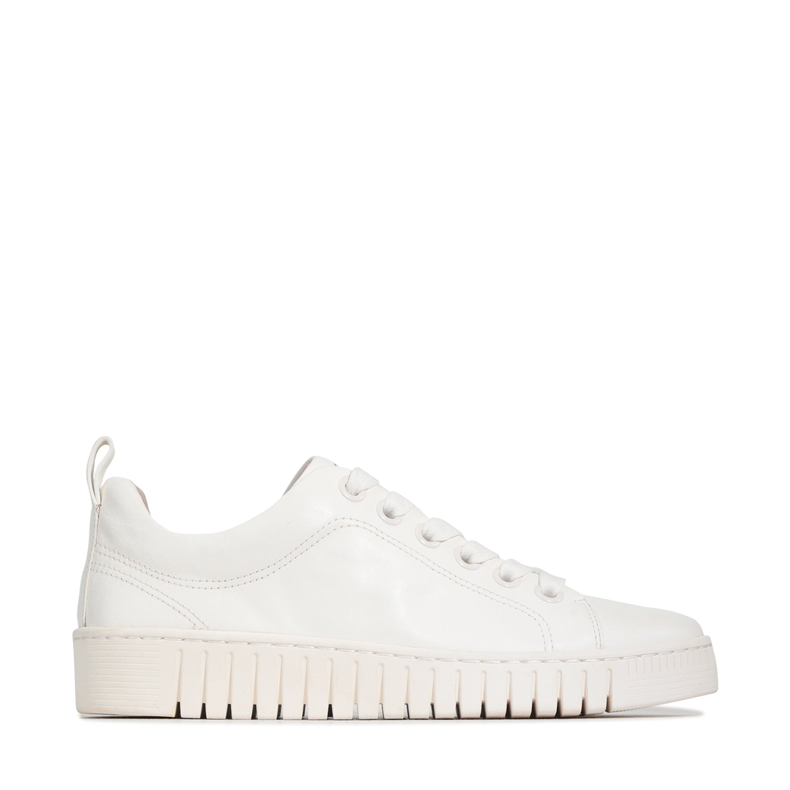 EOS Footwear - Tint
#color_Off-white