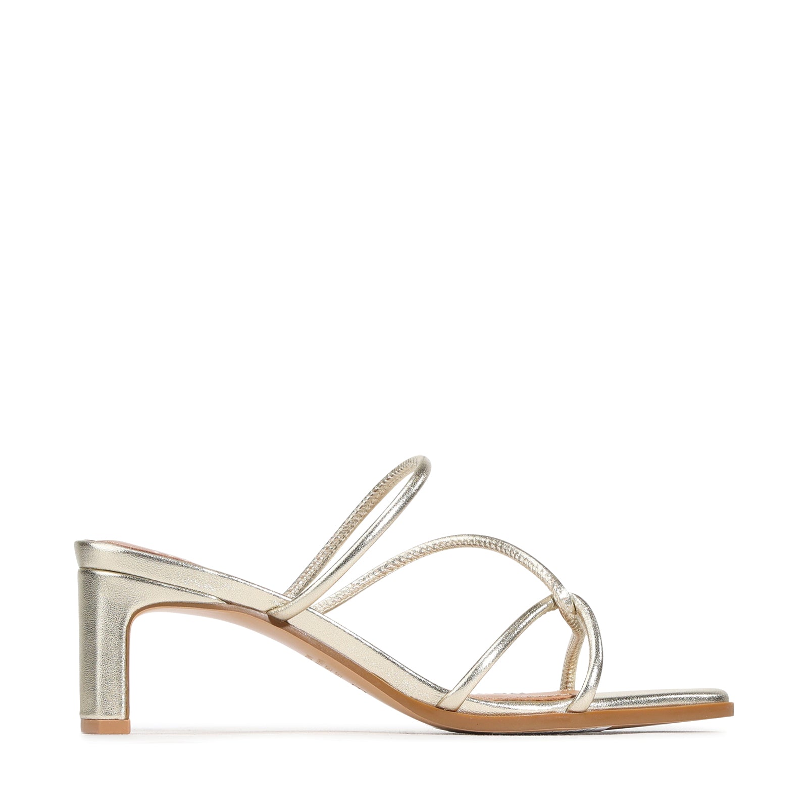 EOS Footwear Mocc Leather Mule in softgold
#Color_softgold