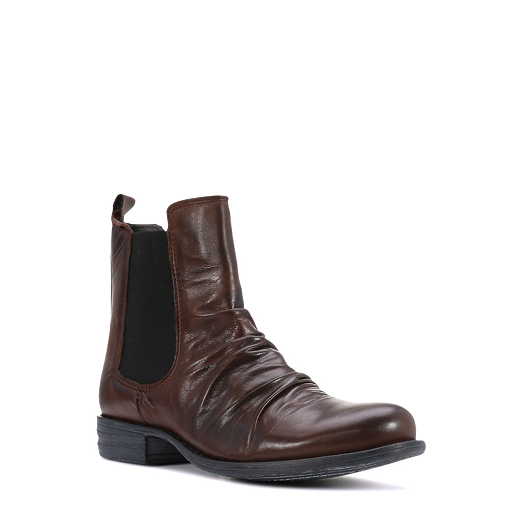 WILLO - EOS Footwear - Chelsea Boots #color_chestnut