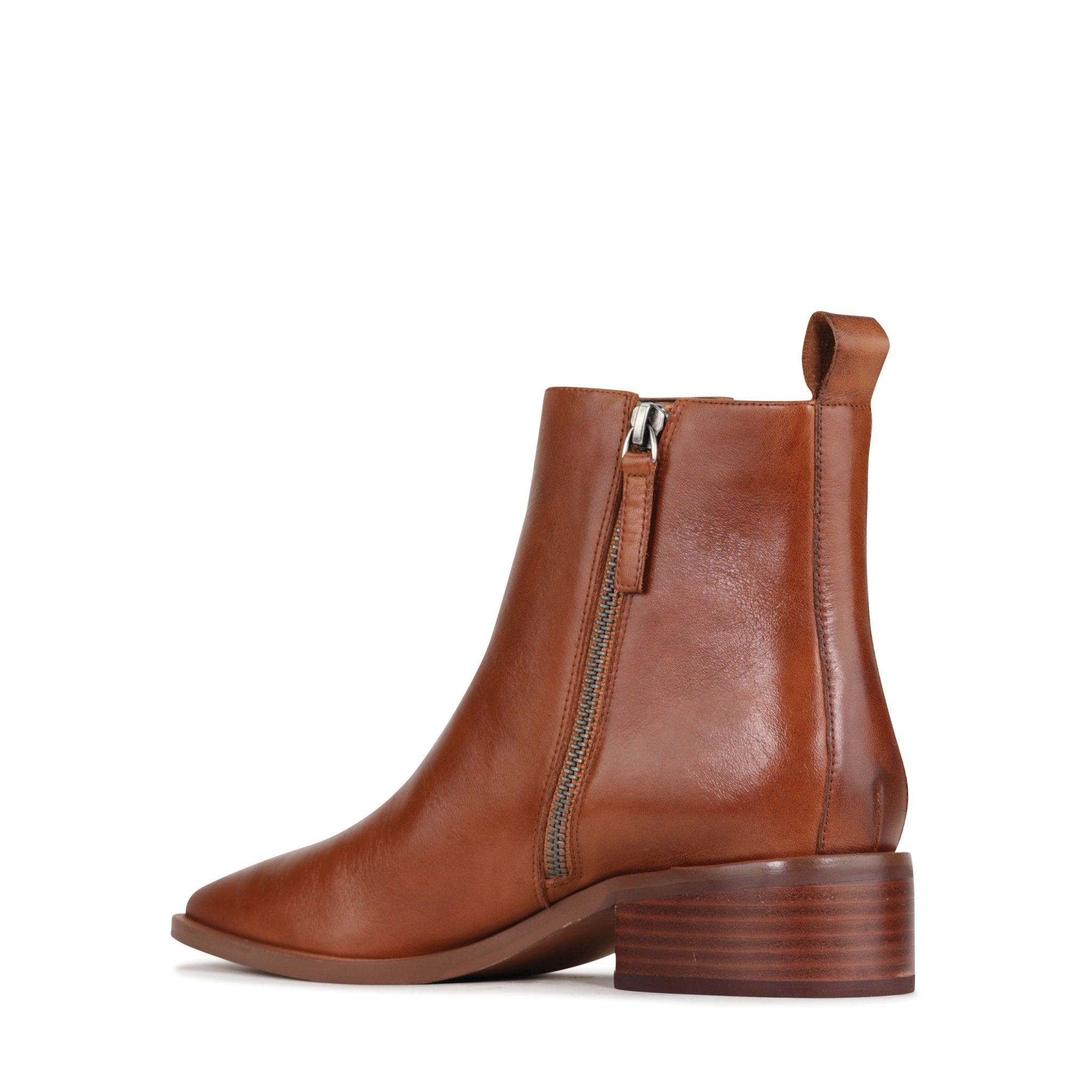 ALEKSI - EOS Footwear - #color_Brandy