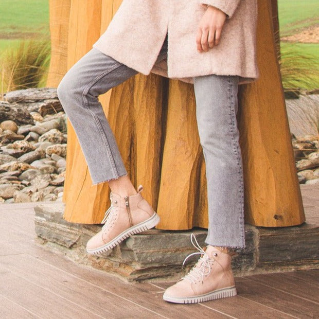 CLARRIE - EOS Footwear - High Sneakers #color_Blush