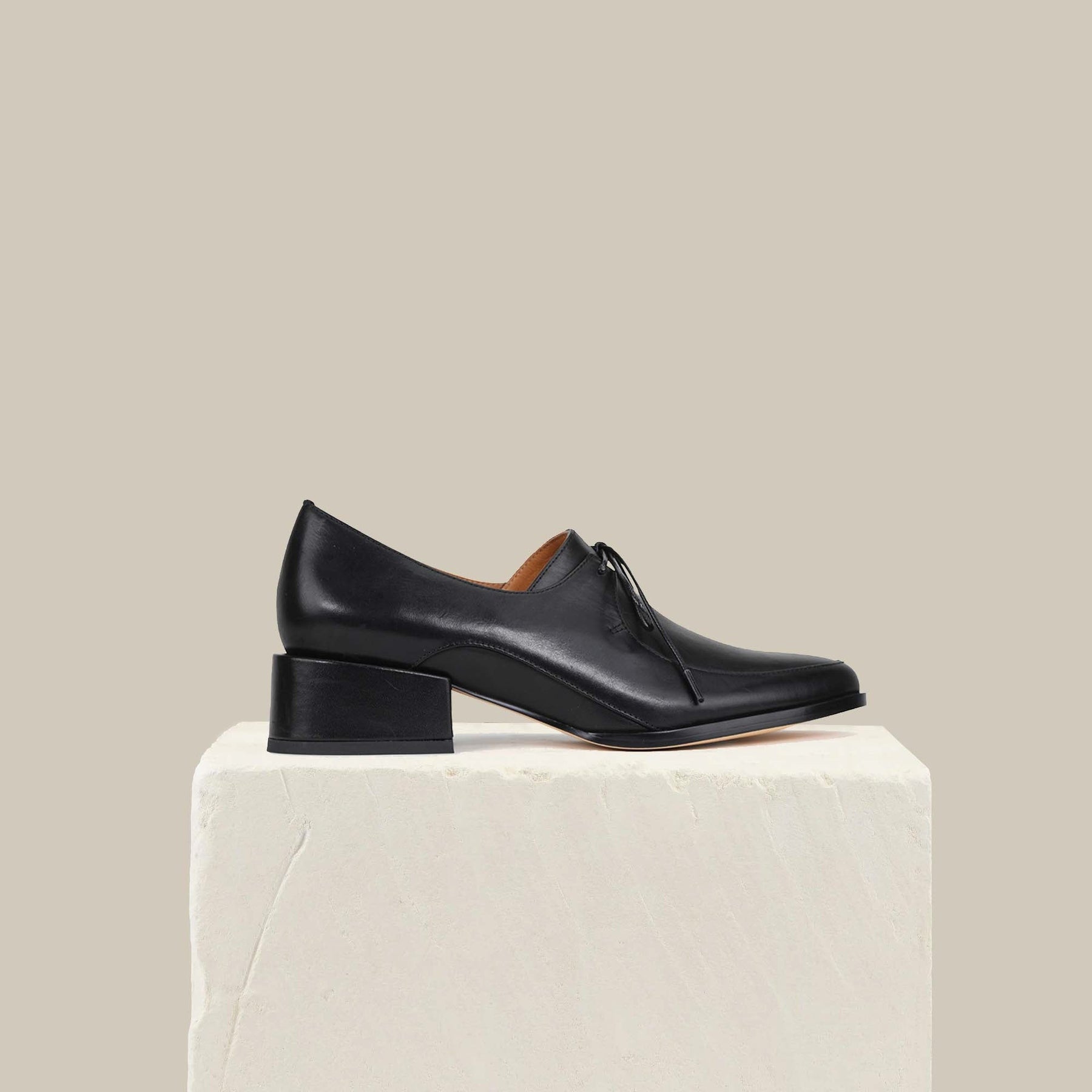 CASI - EOS Footwear - #color_Black