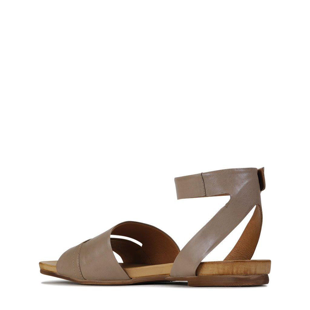 DAKOTA - EOS Footwear - Ankle Strap Sandals #color_Brandy