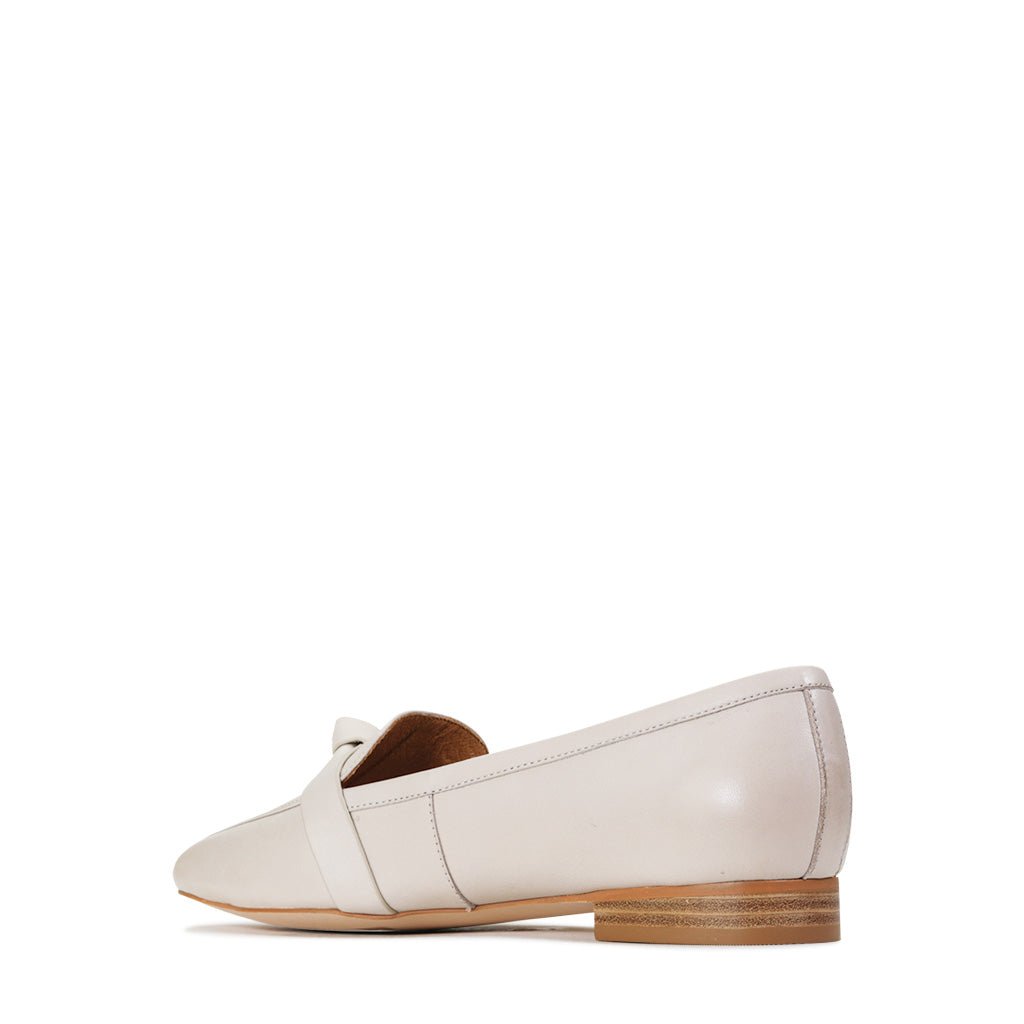 EVERLEE - EOS Footwear - Loafers #color_ivory