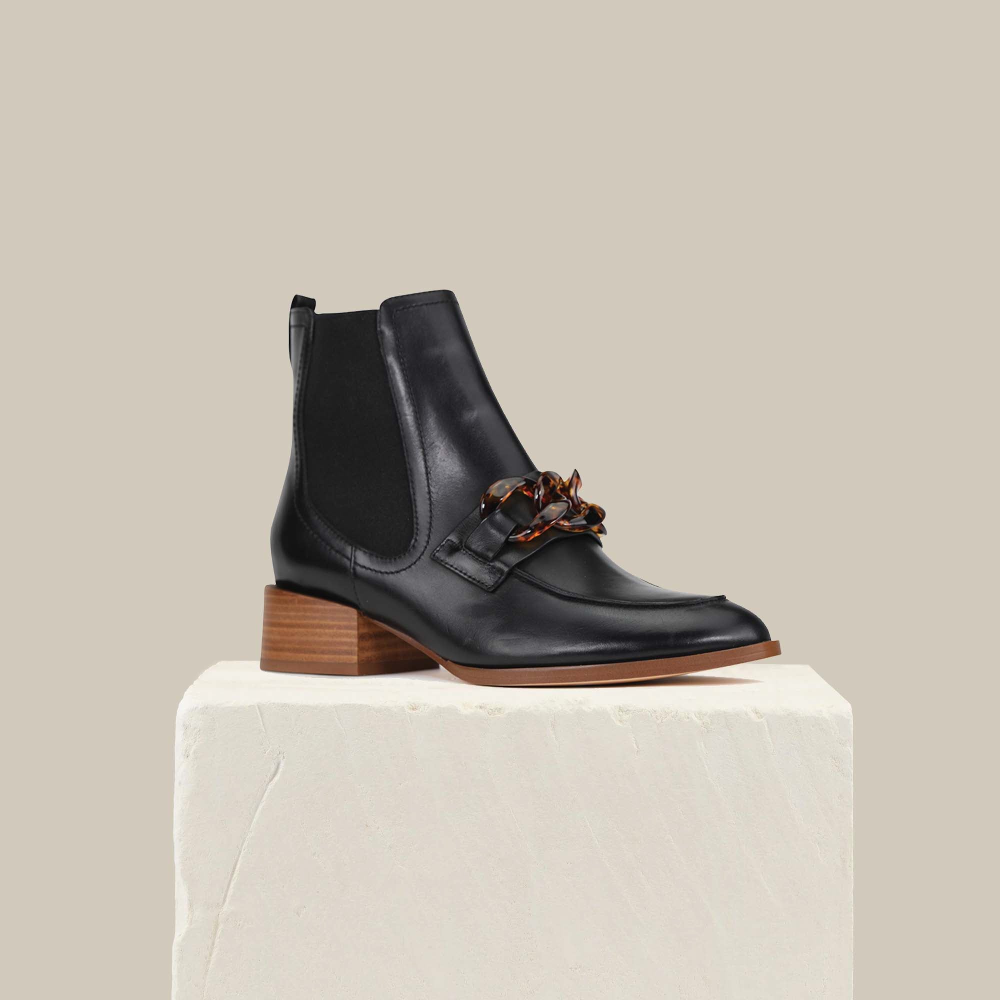 FINN - EOS Footwear - #color_Black