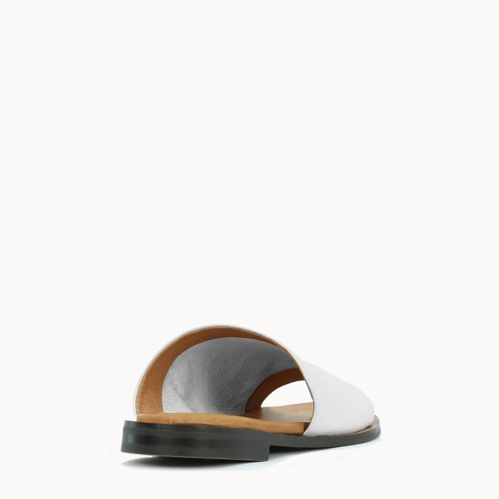 Guppy Leather Slides - EOS Footwear - Slides