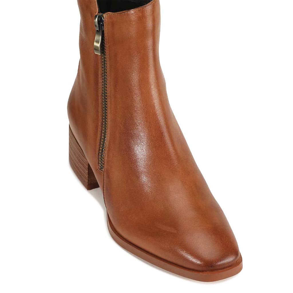 KENDRA - EOS Footwear - Ankle Boots #color_Brandy