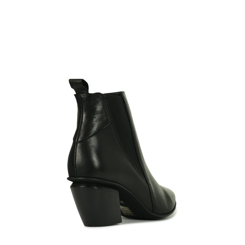 ALLY - EOS Footwear - Ankle Boots