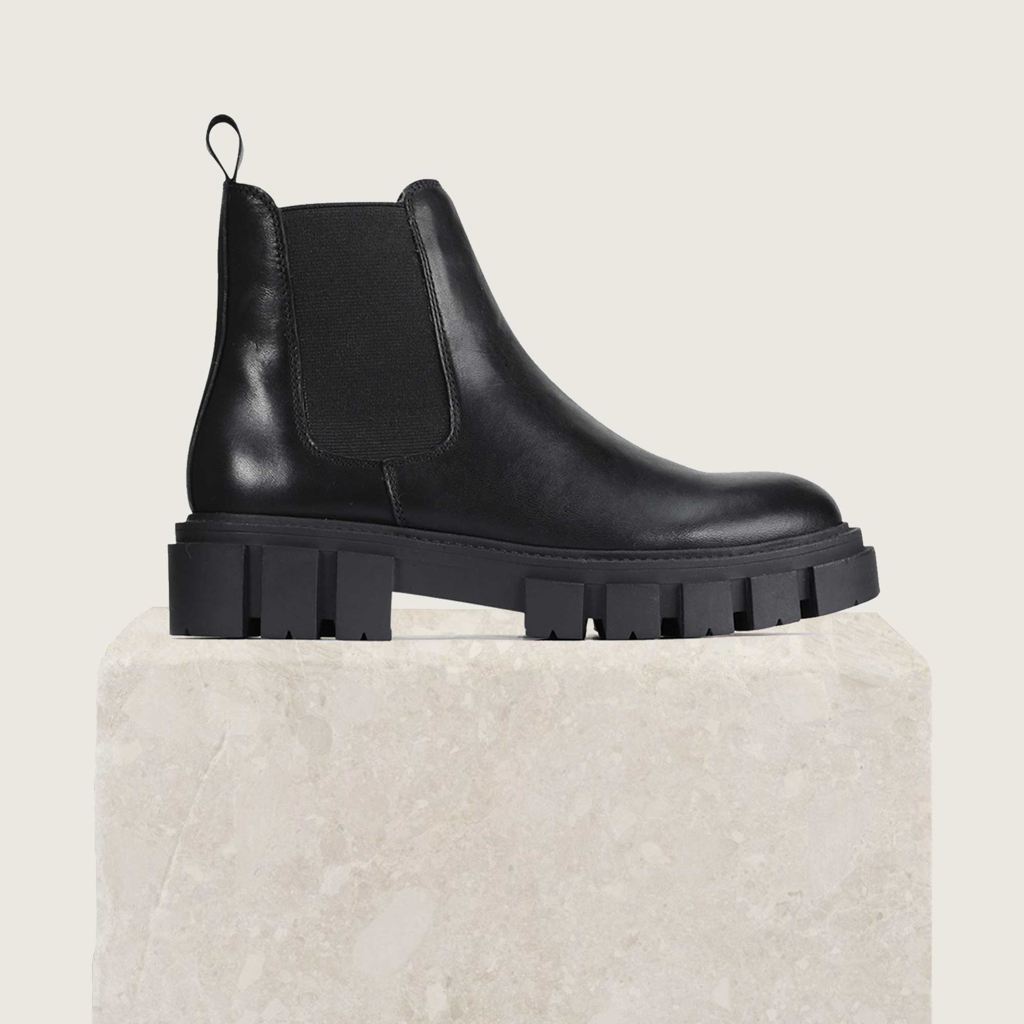 FEA - EOS Footwear - Chelsea Boots #color_black