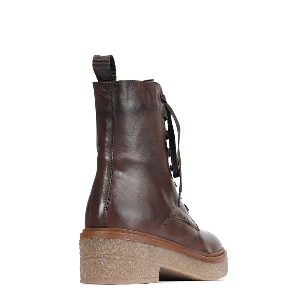 FRIDAY - EOS Footwear - #color_Chestnut