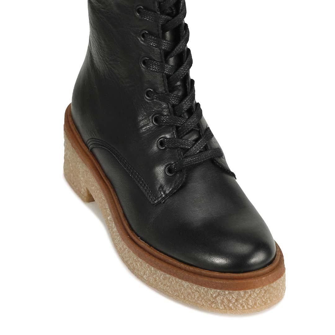 FRIDAY - EOS Footwear - #color_black