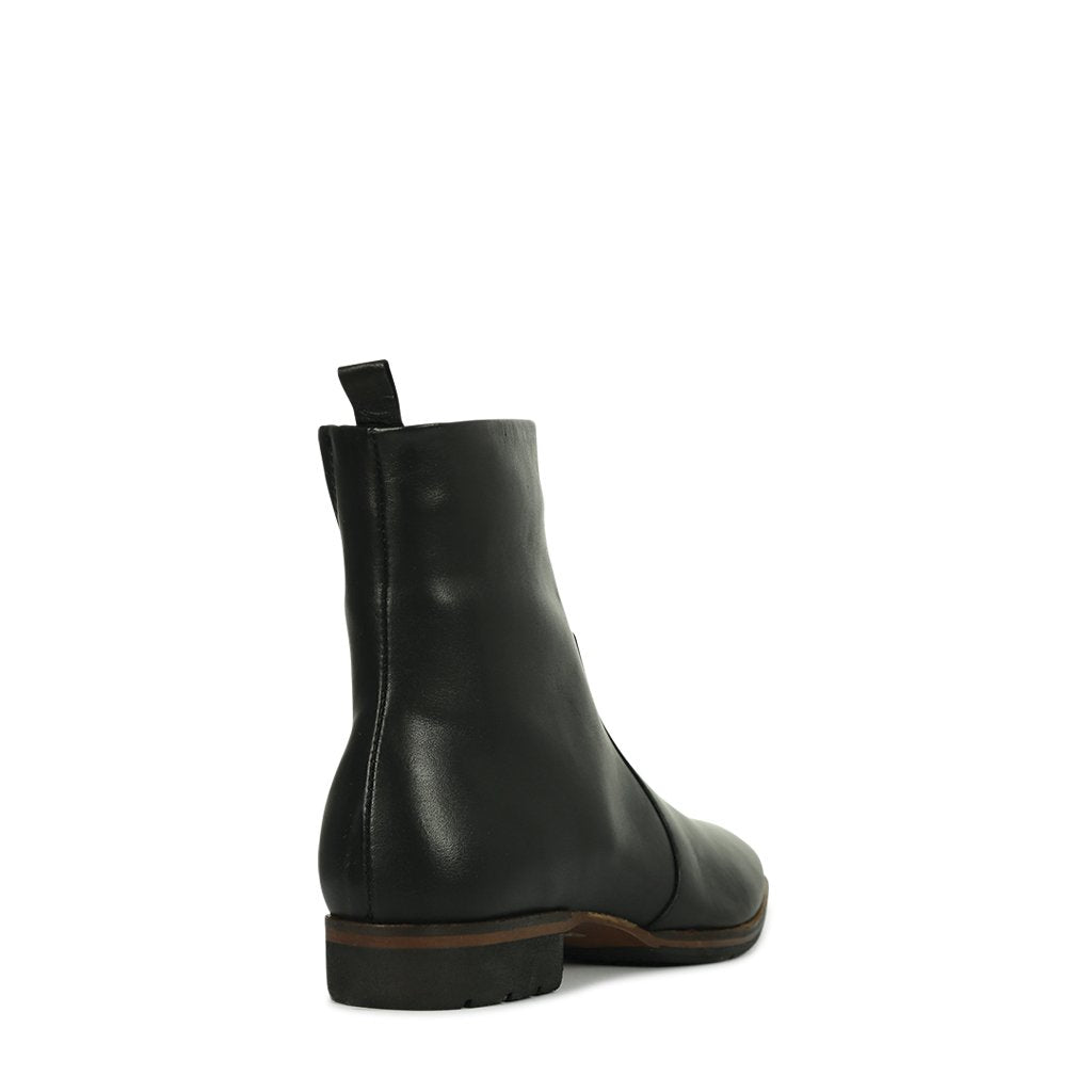 GADA - EOS Footwear - Ankle Boots #color_Brandy