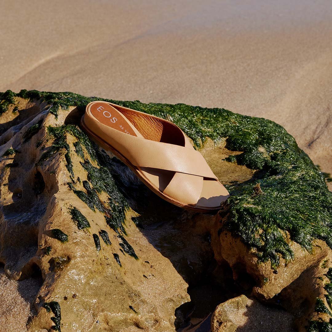 HIGH - EOS Footwear - Slides #color_Tan