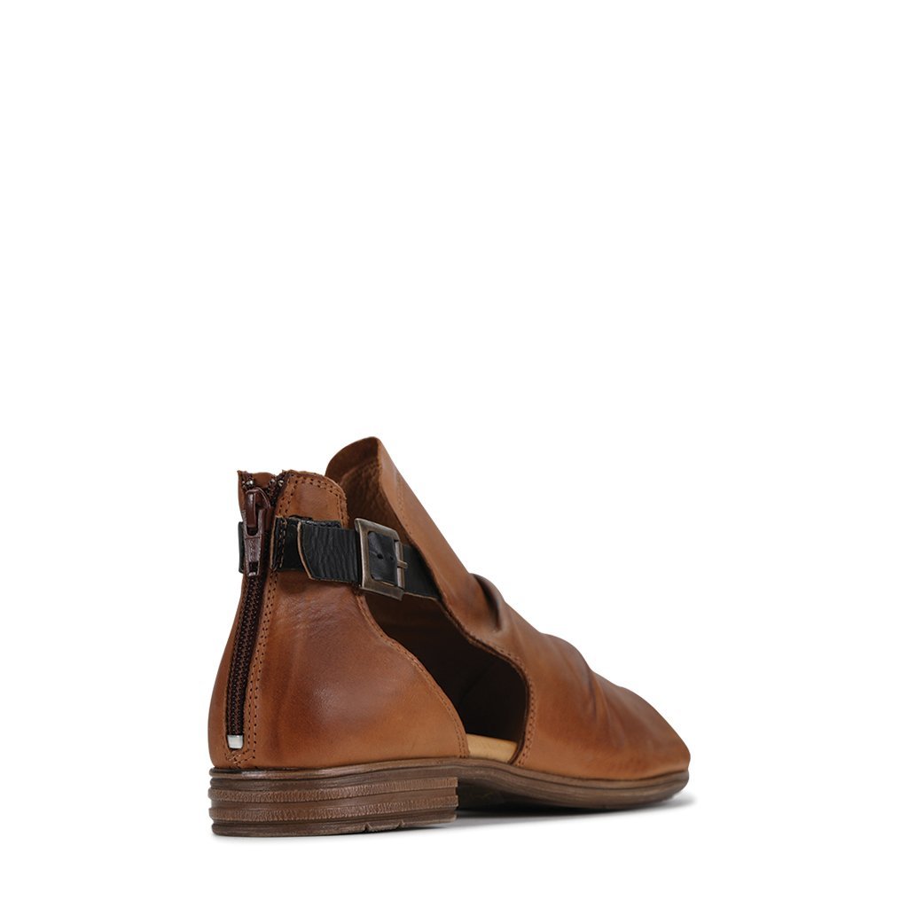 ILOSIA - EOS Footwear - Ankle Strap Sandals #color_Brandy/black