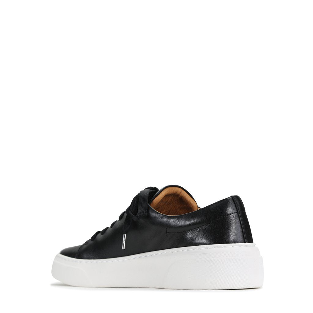 MINIMAL - EOS Footwear - Sneakers #color_Black