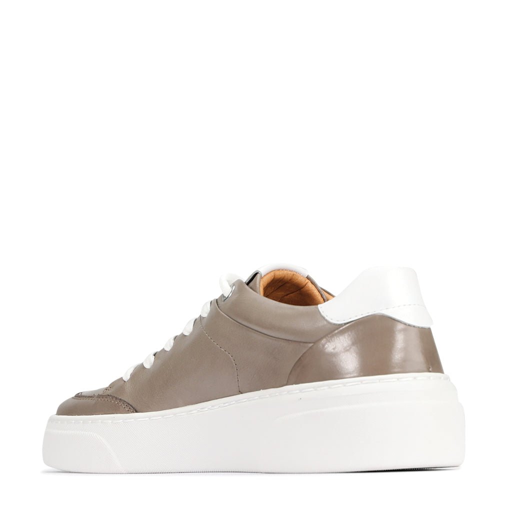 MINSK - EOS Footwear - #color_smoke