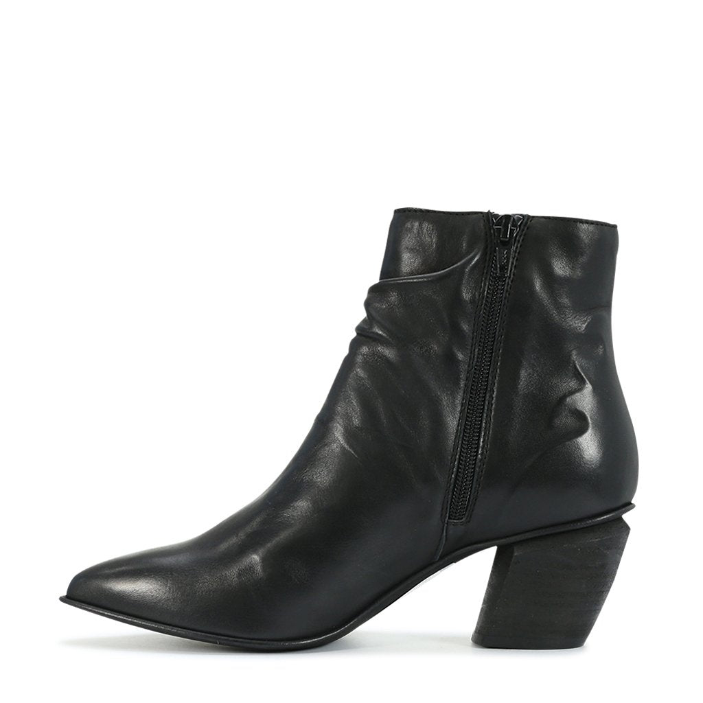 NORTON - EOS Footwear - Ankle Boots #color_Black