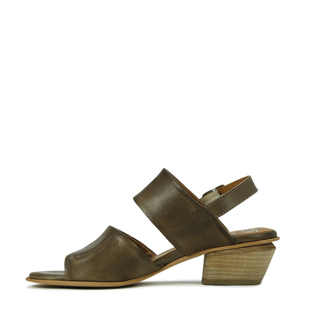 PAOLI - EOS Footwear - Sandals #color_Kangaroo