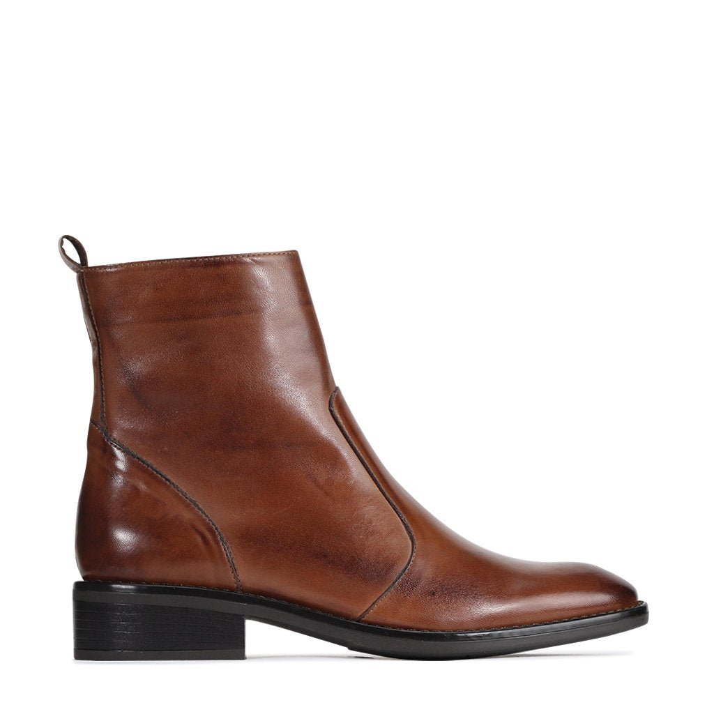 SELINE - EOS Footwear - Ankle Boots #color_Black