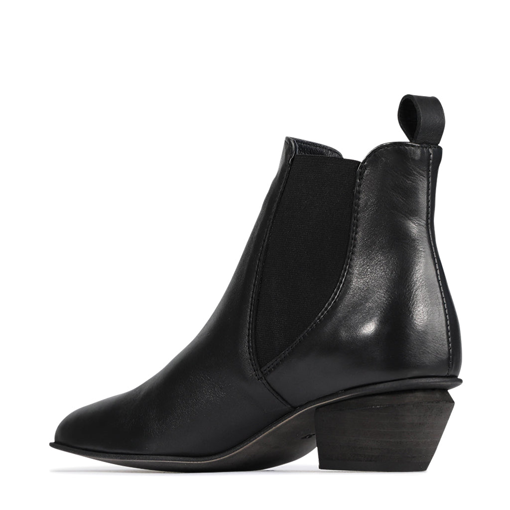 WESTERO - EOS Footwear -