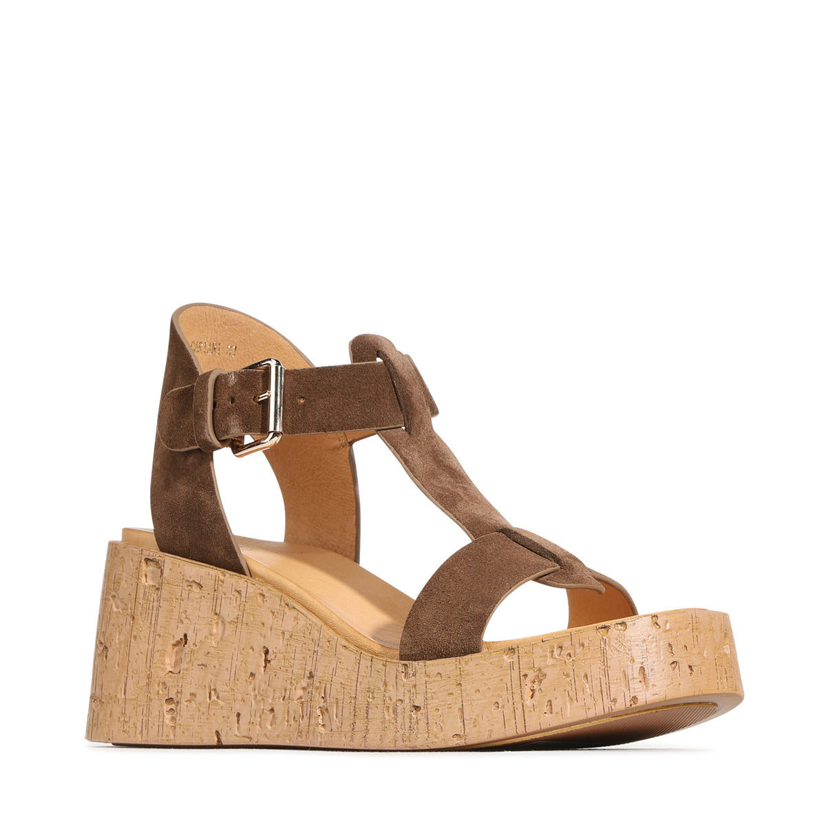 EOS Footwear Cariani Leather Wedge in Pecan-suede
#Color_Pecan-suede