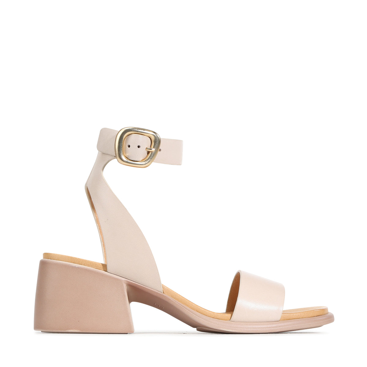EOS Footwear Estrela Leather Sandal in birch
#Color_birch