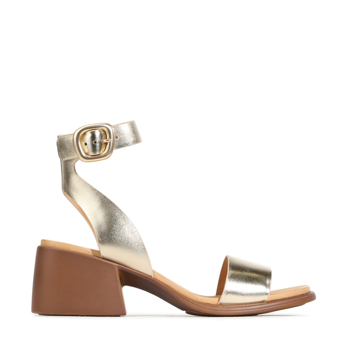 EOS Footwear Estrela Leather Sandal in softgold
#Color_softgold