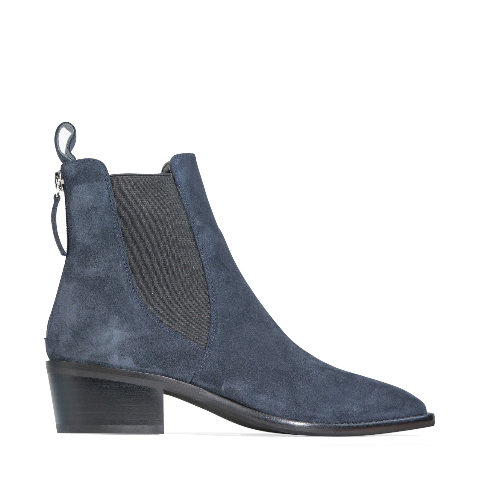 EOS Footwear - ILA
#color_navy-suede