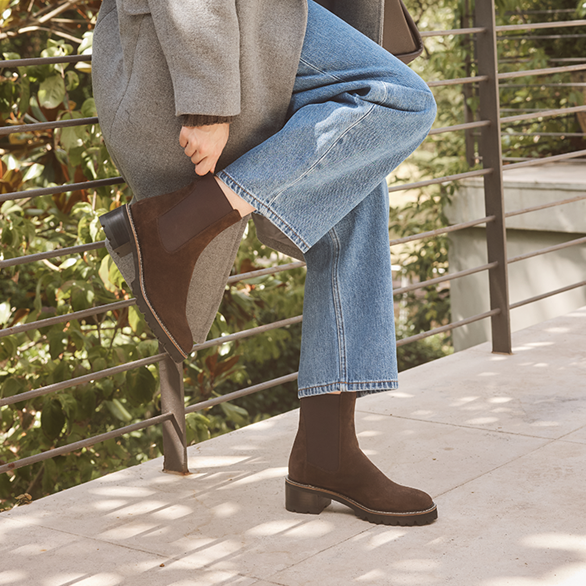 EOS Linear | Women Chelsea Boots | Elastic Gusset Bold Design