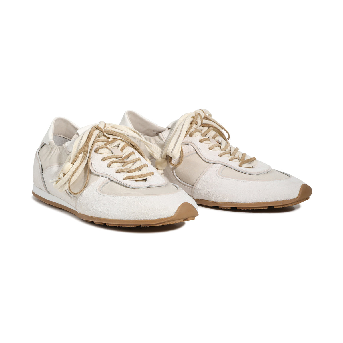 EOS Footwear Masha Leather Sneakers in Off-white
#Color_off-white