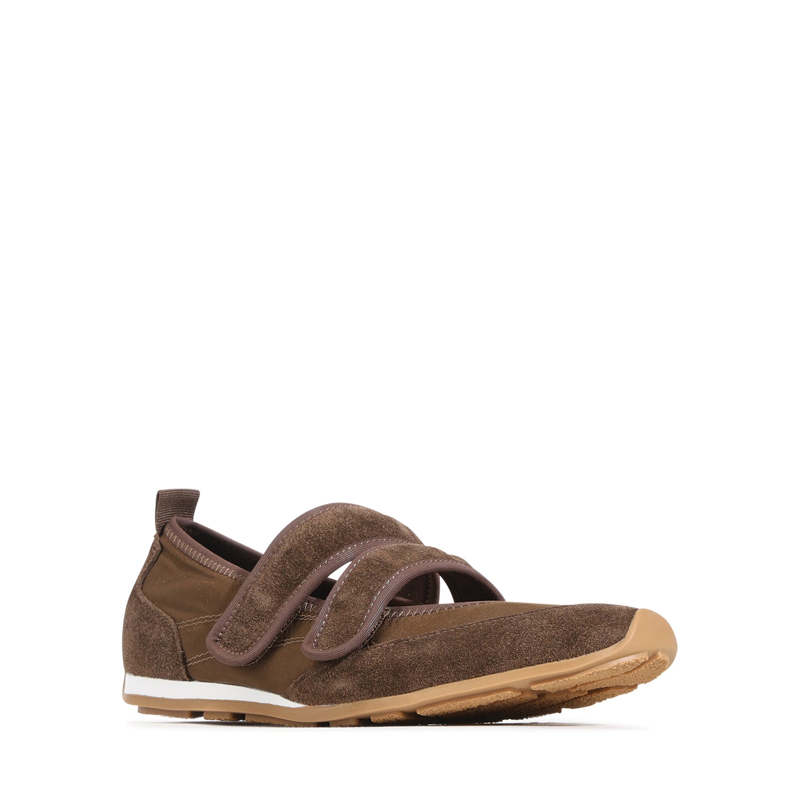 EOS Footwear Masumi Leather Sneakers in chestnut
#Color_chestnut